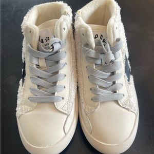 NEW GIRLS SHERPA STAR HIGH TOP SNEAKERS